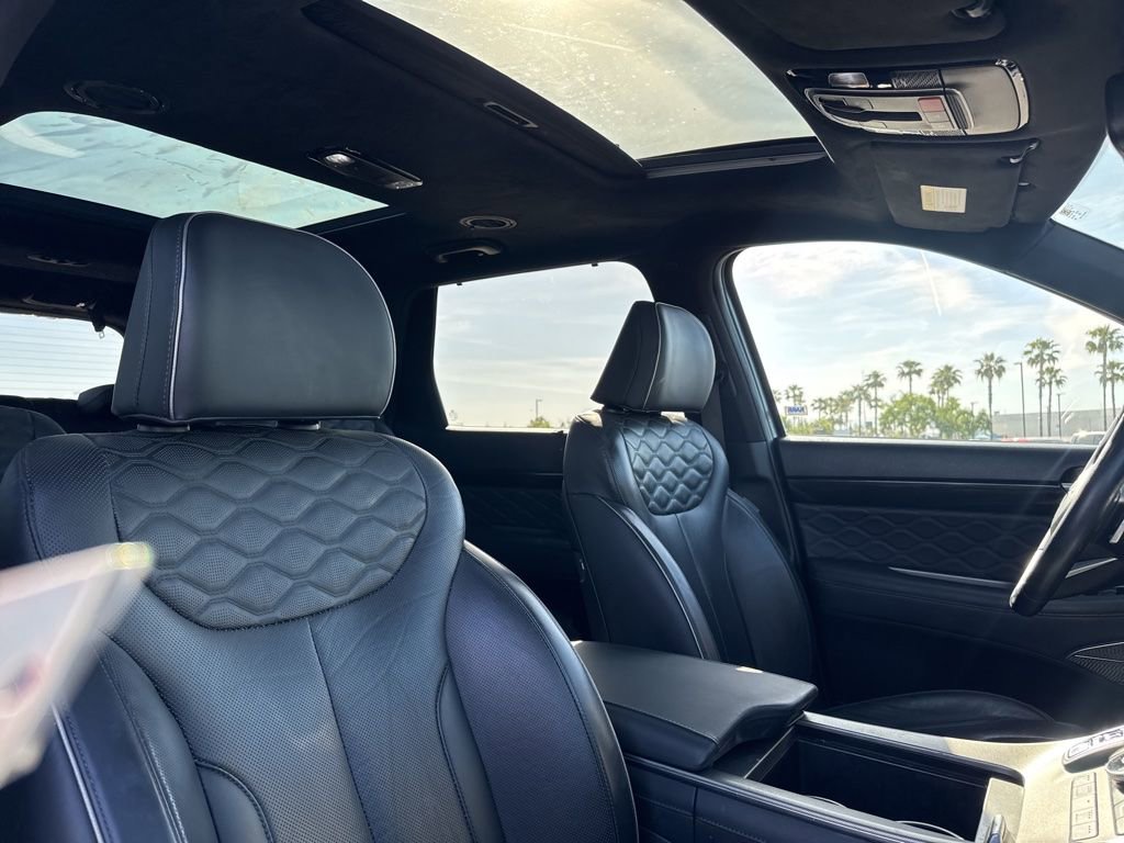 Used 2022 Hyundai Palisade Calligraphy image 9