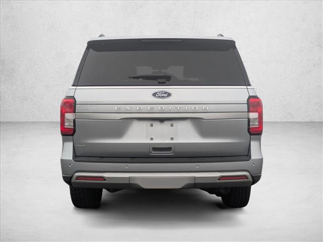 Used 2024 Ford Expedition XLT image 4