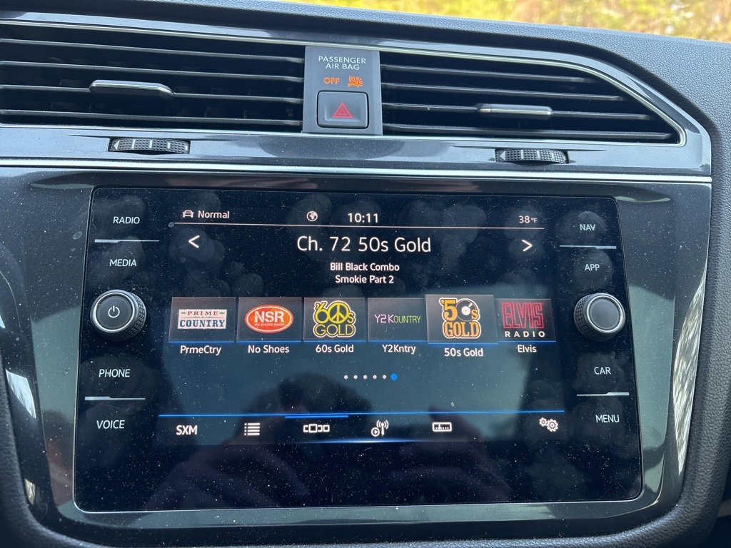 Used 2023 Volkswagen Tiguan SEL R-Line image 26