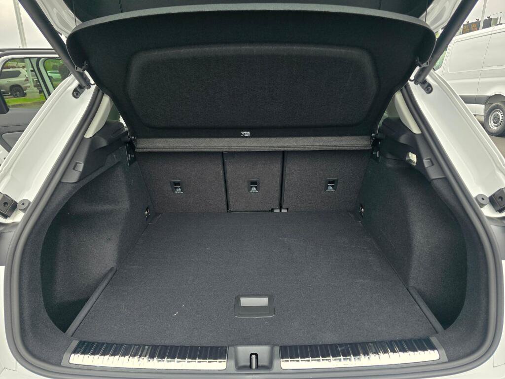 New 2026 Audi Q3 quattro 2.0T AWD/4WD image 10