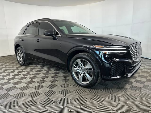 Used 2024 Genesis GV70 3.5T Sport image 2