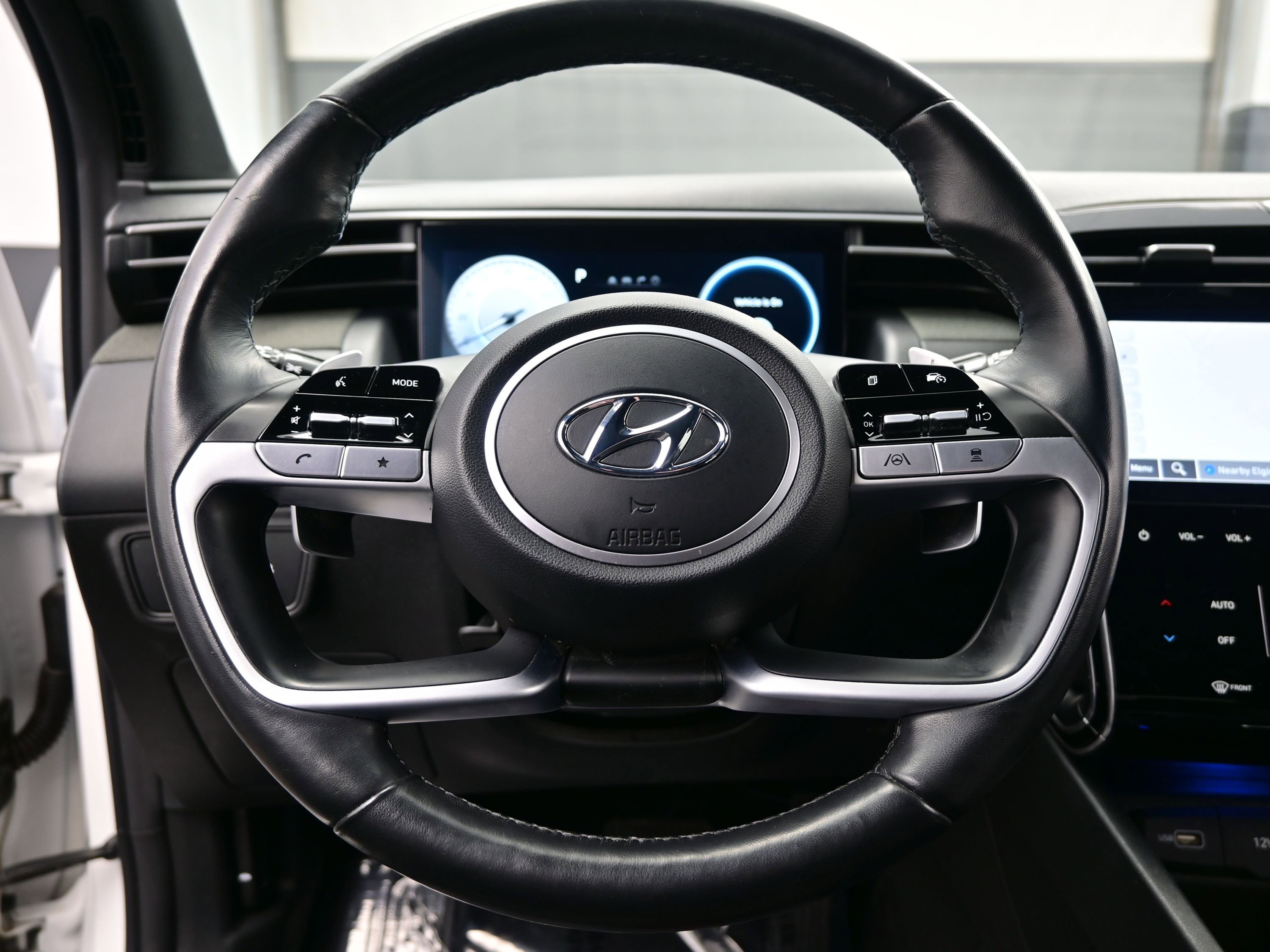 Certified 2023 Hyundai Santa Cruz Limited w/ Winter Package image 24