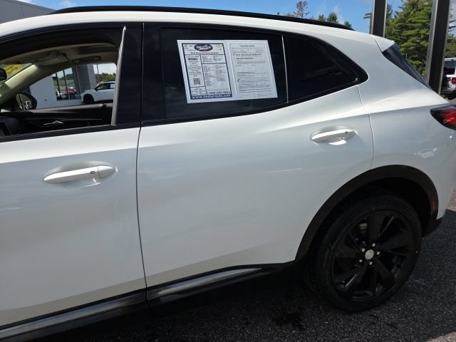 Used 2021 Buick Envision Essence w/ Sport Touring Package AWD/4WD image 37