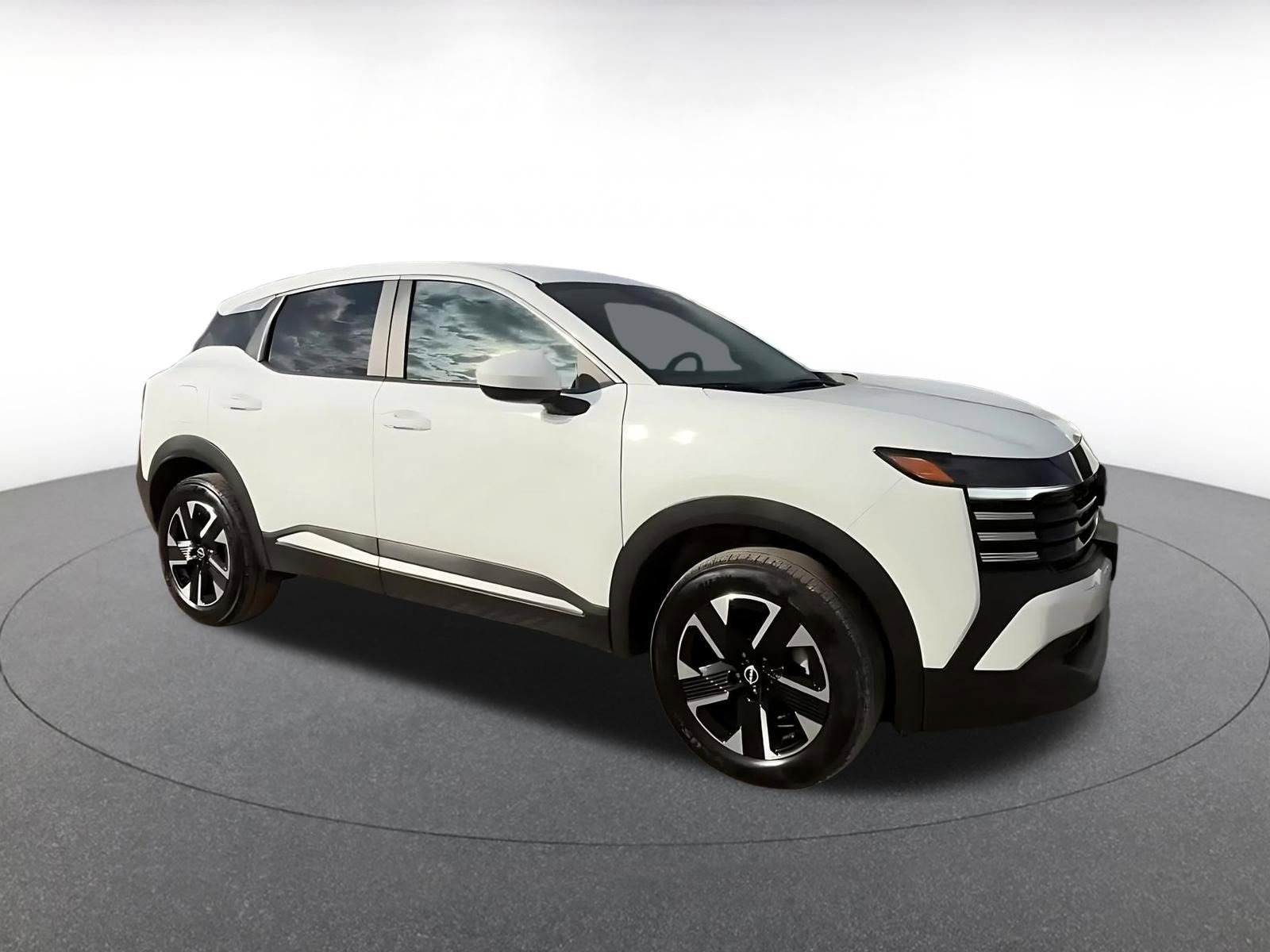 Used 2025 Nissan Kicks SV AWD/4WD video 2