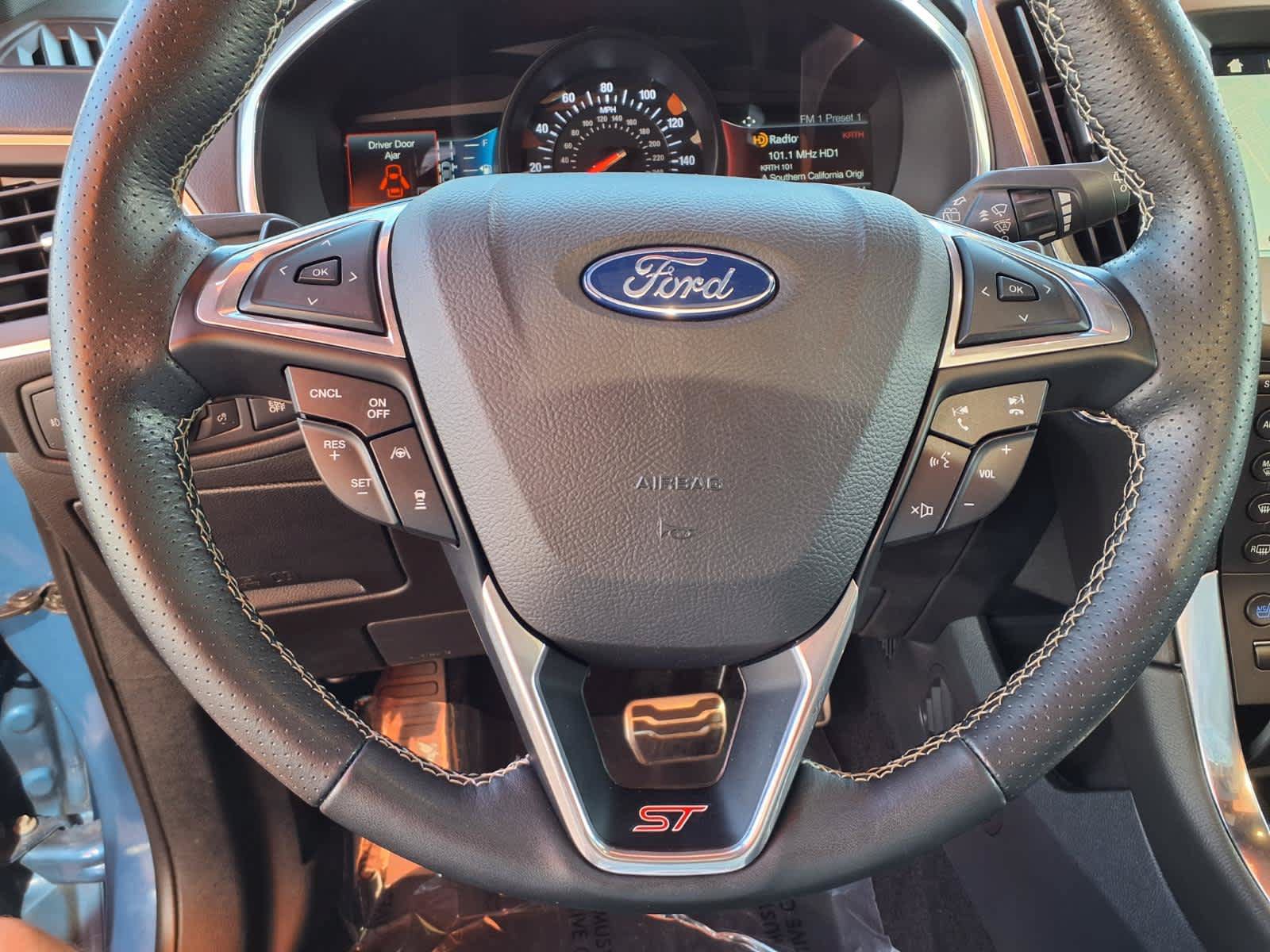 Used 2019 Ford Edge ST w/ Equipment Group 401A AWD/4WD image 24