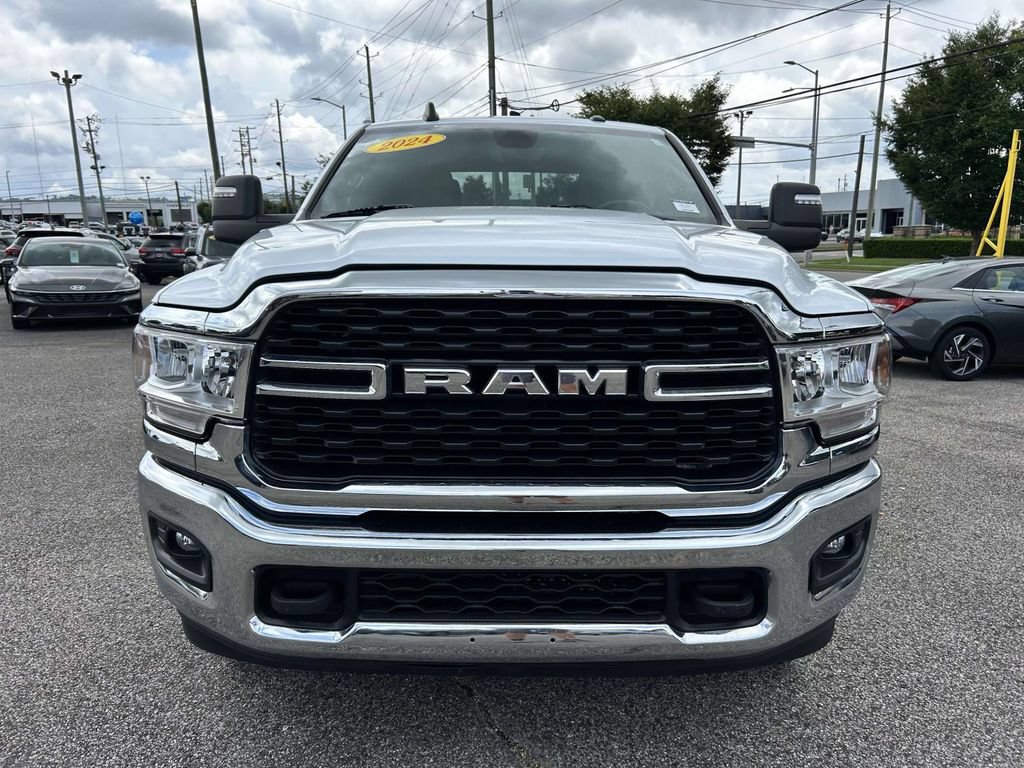 Used 2024 RAM 2500 Big Horn AWD/4WD image 6