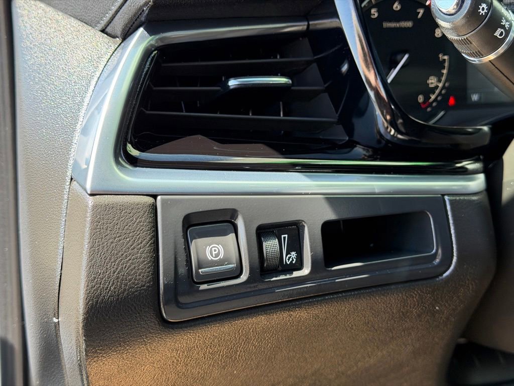 Used 2024 Cadillac XT6 Sport AWD/4WD image 25