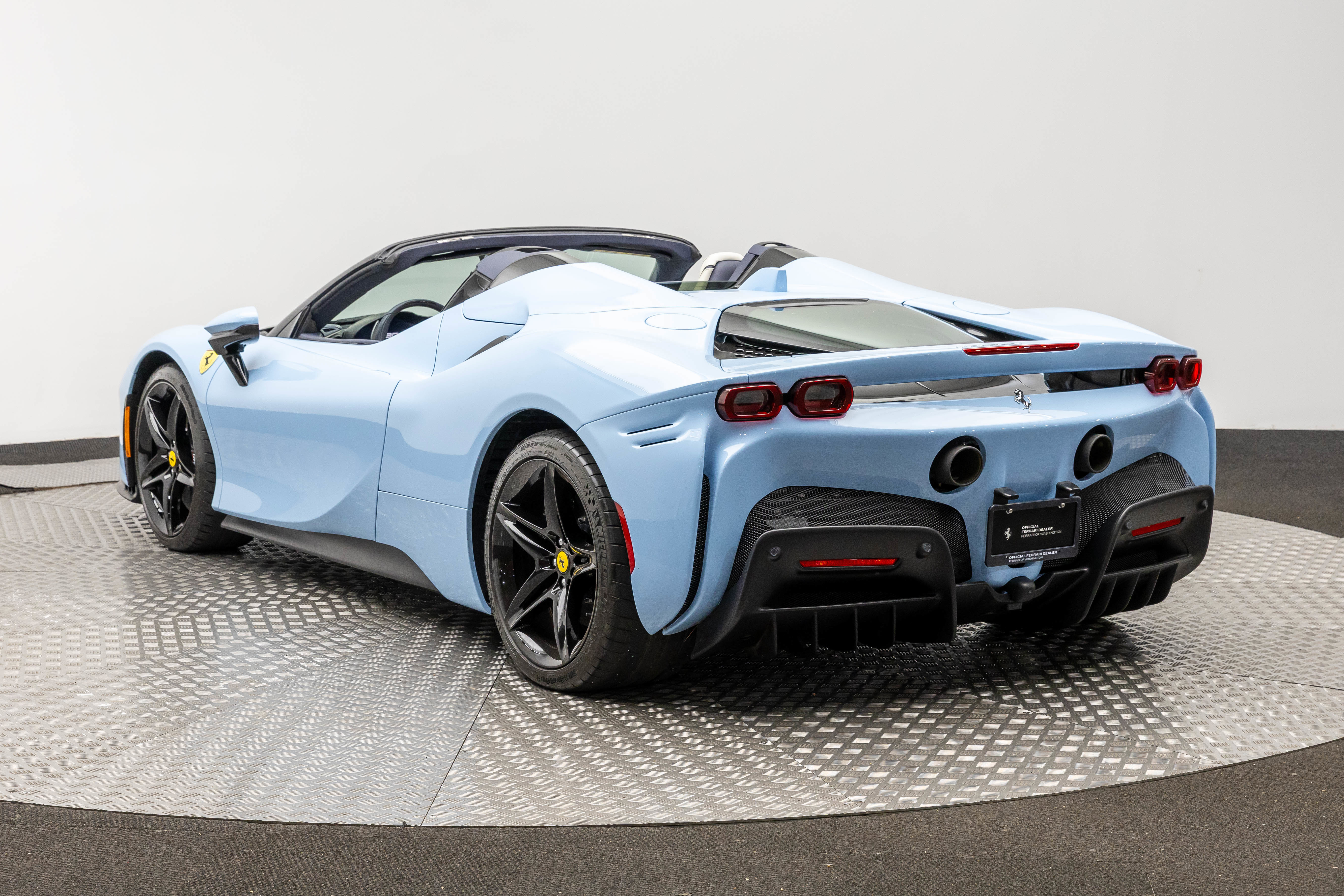 Certified 2024 Ferrari SF90 Spider image 3
