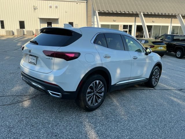 Used 2024 Buick Envision Preferred AWD/4WD image 23