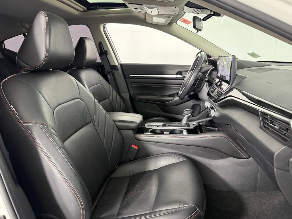 Used 2023 Nissan Altima 2.0 SR FWD image 34