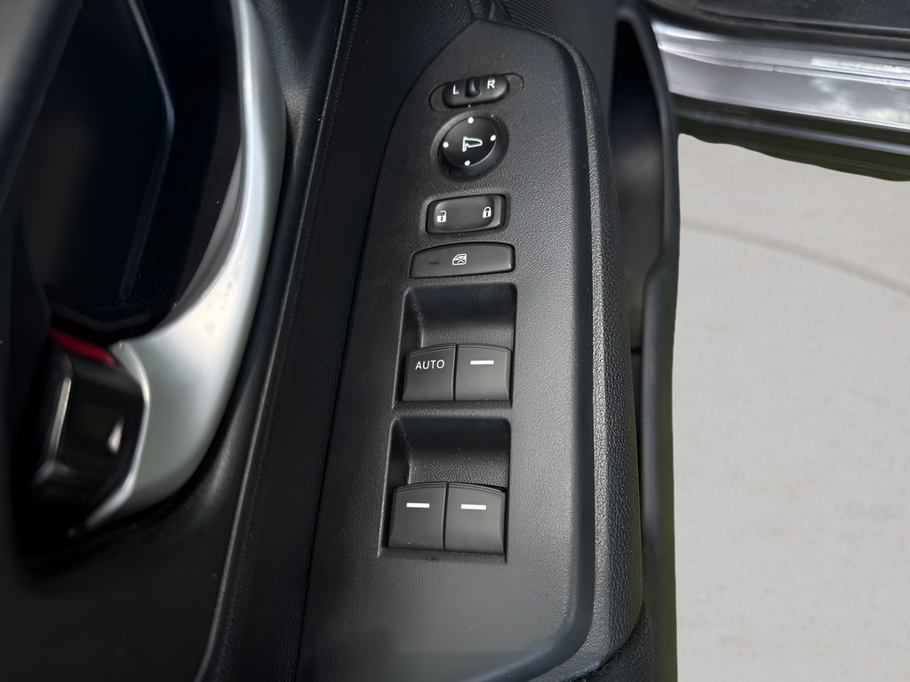 Used 2021 Honda CR-V LX image 13