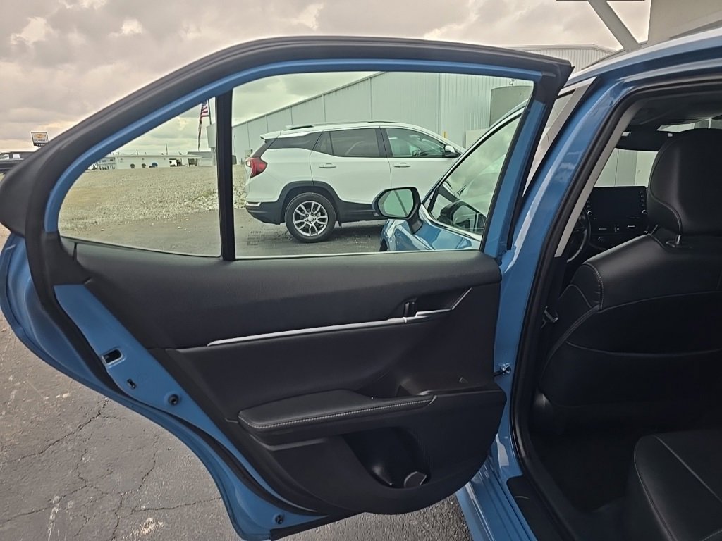 Used 2023 Toyota Camry XSE image 15