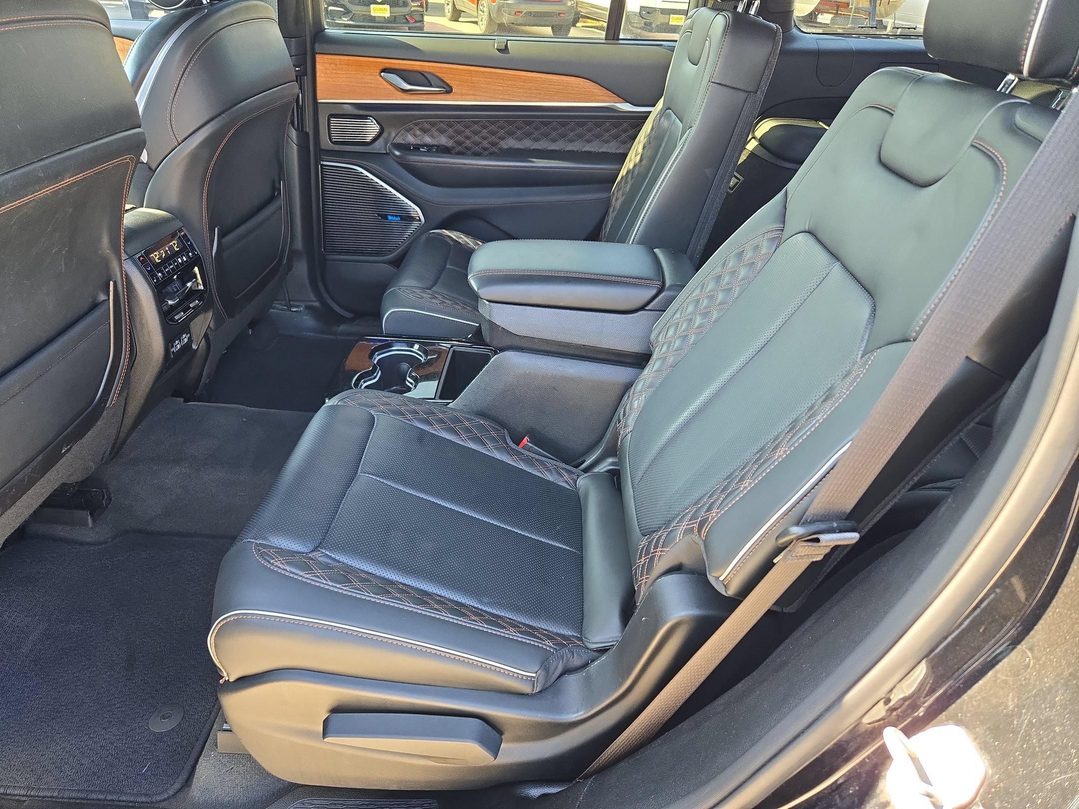 Used 2021 Jeep Grand Cherokee L Summit AWD/4WD image 13
