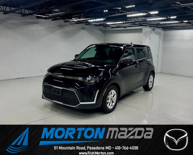 Used 2023 Kia Soul LX w/ LX Technology Package image 1