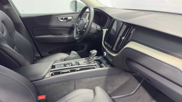 Used 2019 Volvo XC60 T5 Inscription w/ Protection Package AWD/4WD image 13