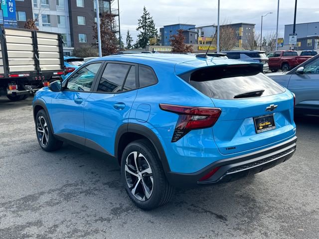 New 2026 Chevrolet Trax RS FWD image 3
