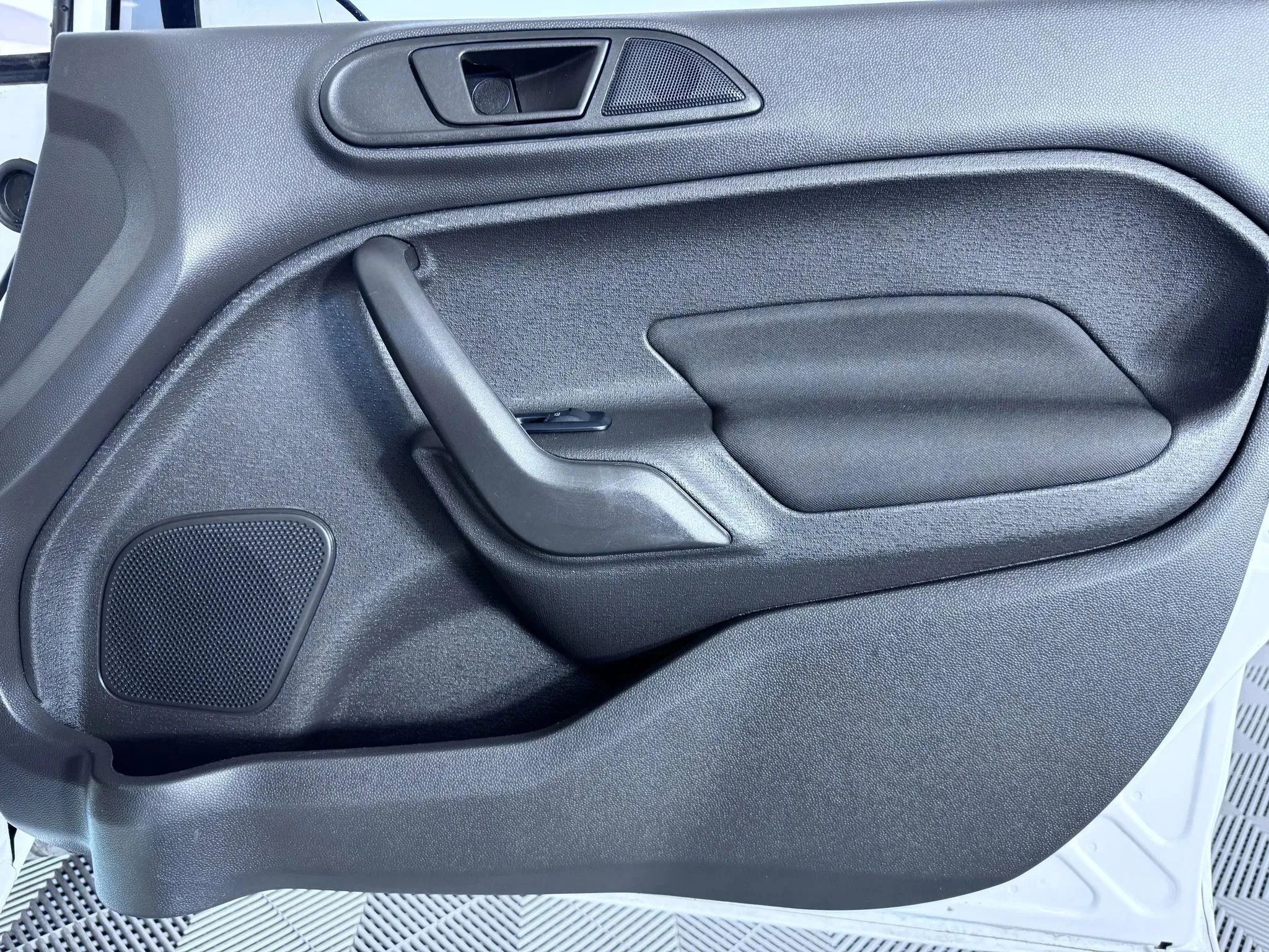 Used 2019 Ford Fiesta SE image 36