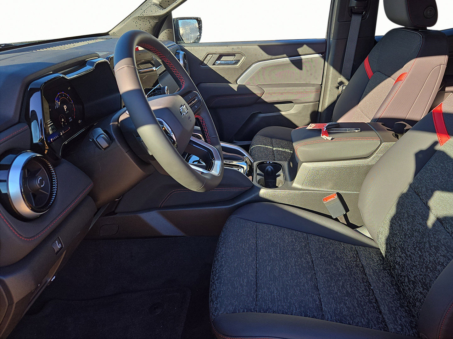 New 2026 Chevrolet Colorado Z71 w/ Technology Package image 13