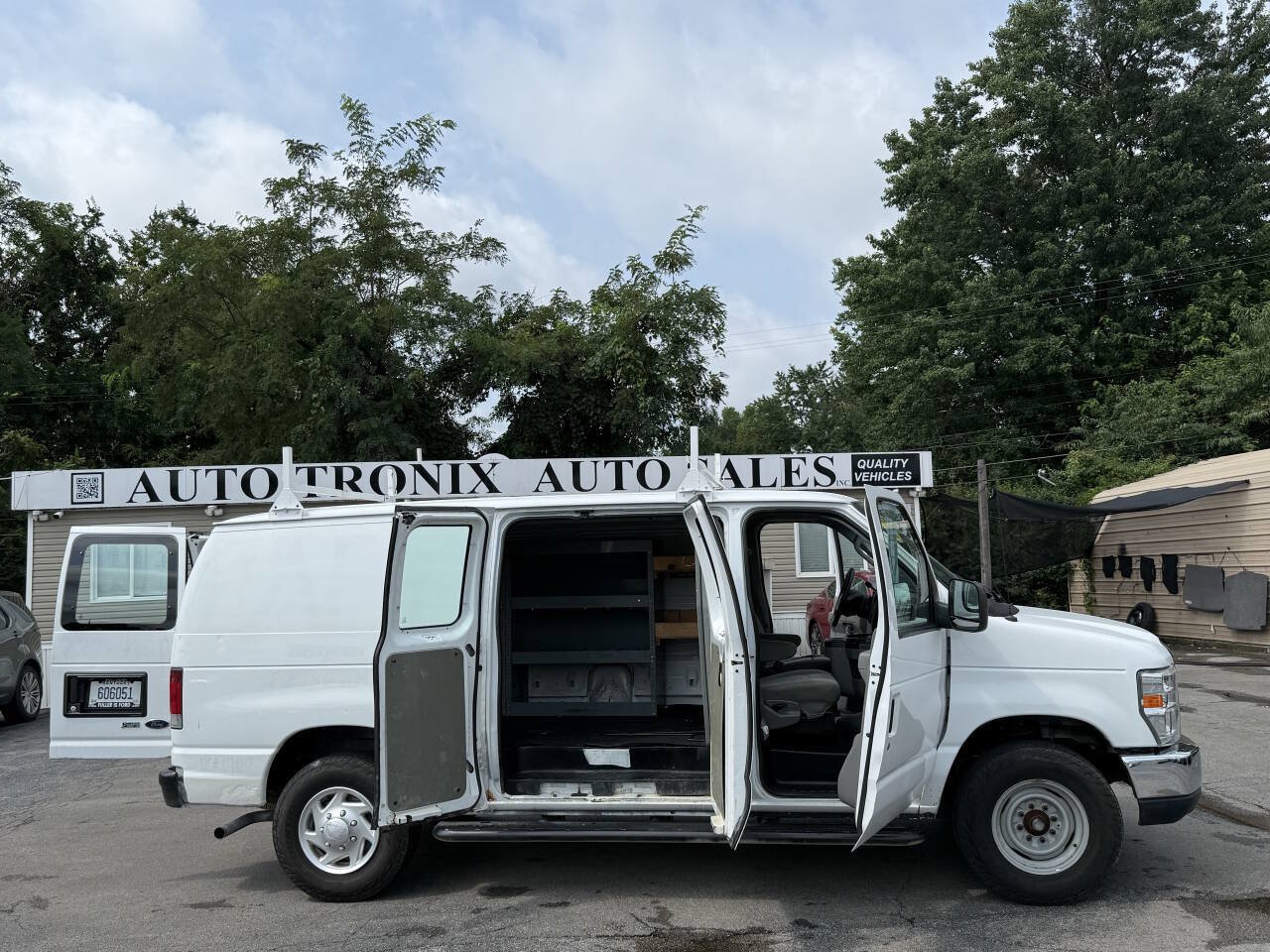 Used 2011 Ford E-250 and Econoline 250 w/ PWR Group RWD image 17