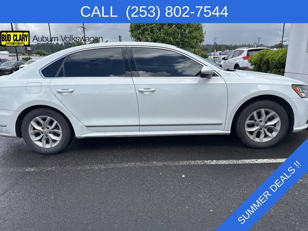 Used 2016 Volkswagen Passat 1.8T S FWD image 4