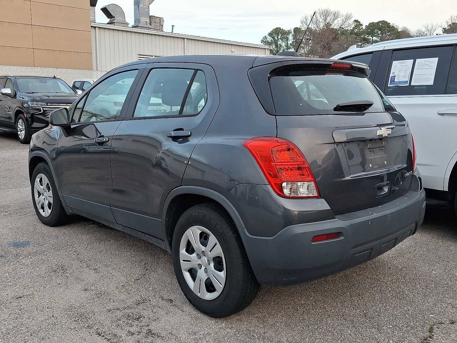 Used 2016 Chevrolet Trax LS image 4