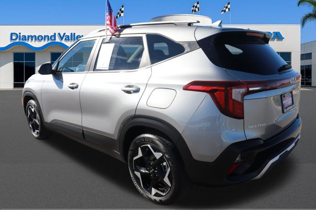 Used 2025 Kia Seltos S image 4