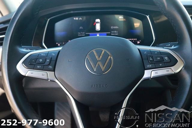 Used 2024 Volkswagen Jetta SE image 17