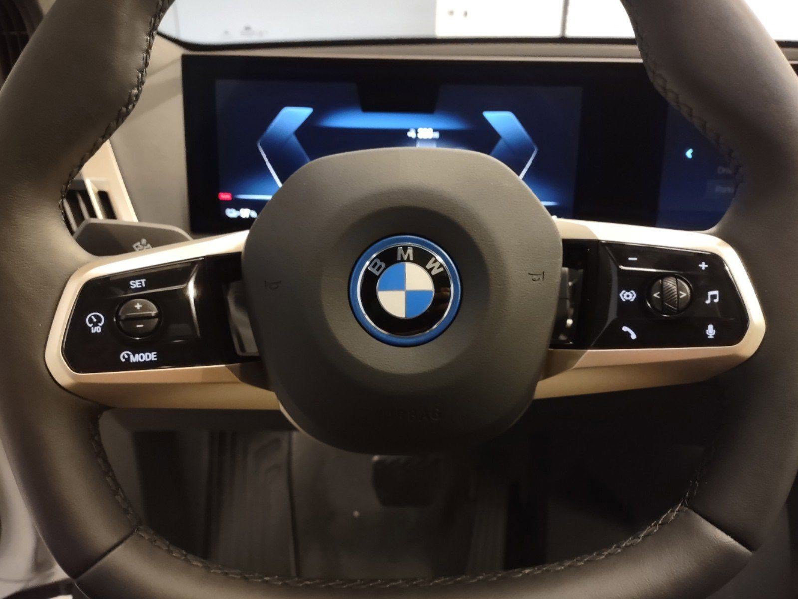 Certified 2023 BMW iX xDrive50 AWD/4WD image 12