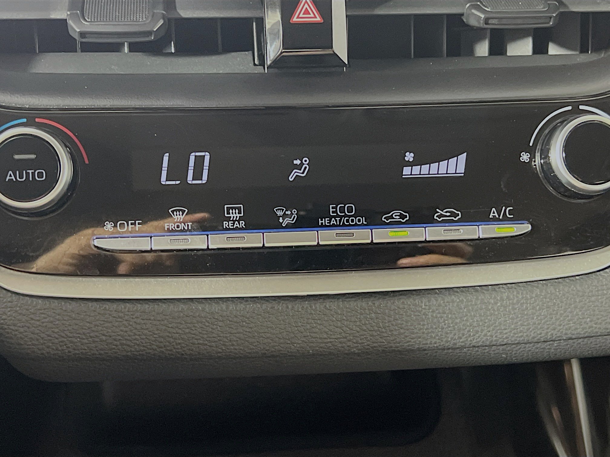 Used 2022 Toyota Corolla LE FWD image 25