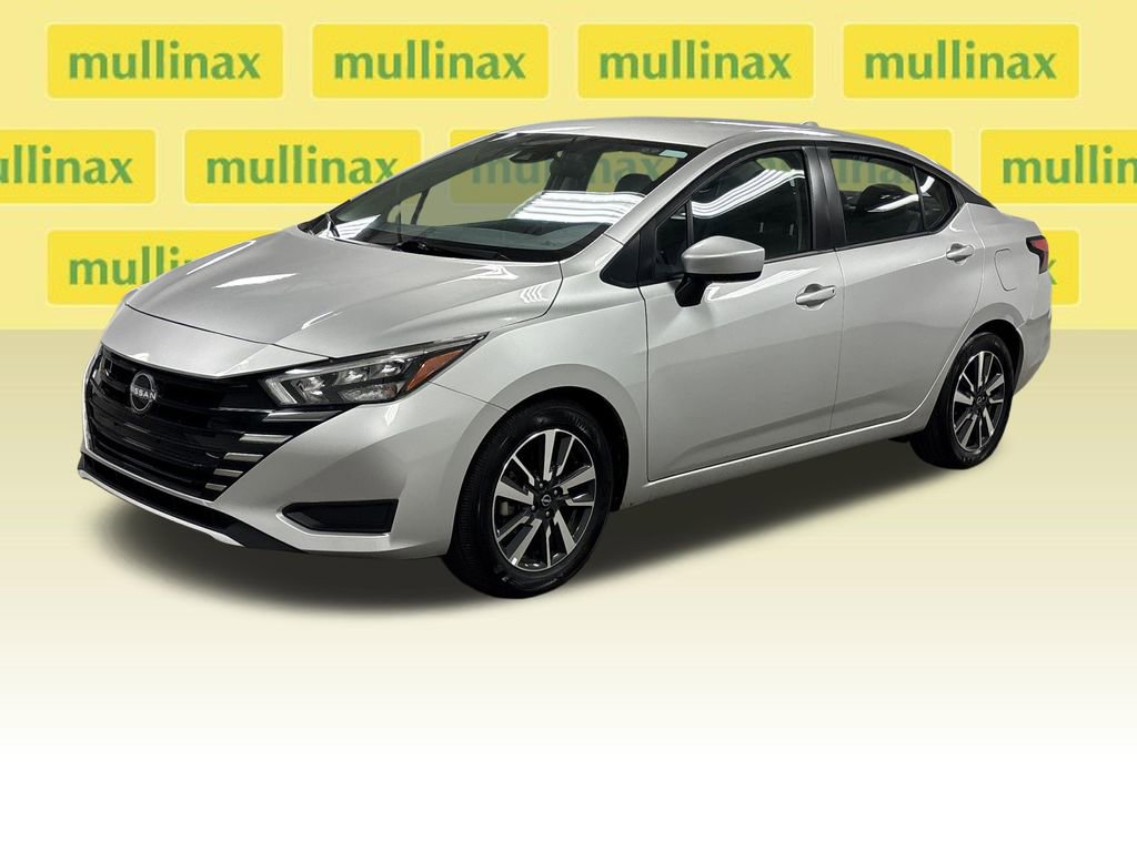 Used 2025 Nissan Versa SV FWD image 8