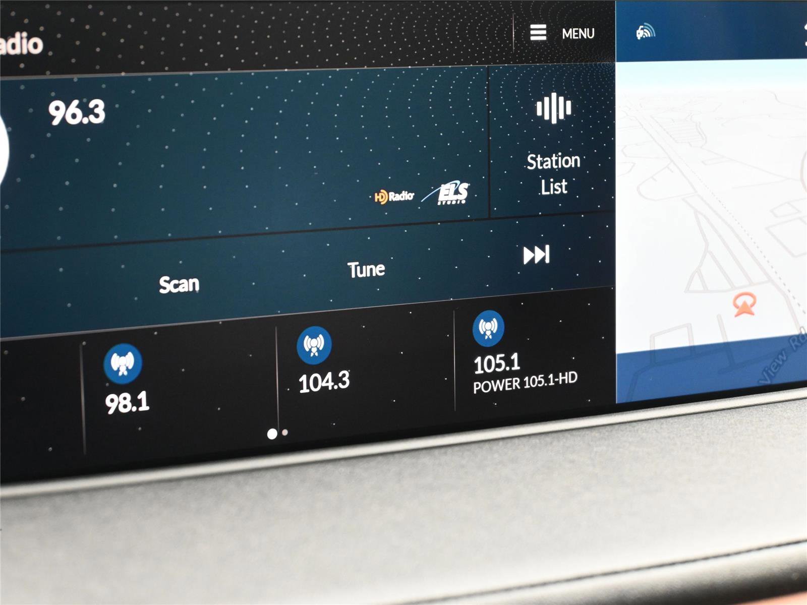 Certified 2024 Acura MDX SH-AWD w/ Technology Package image 4