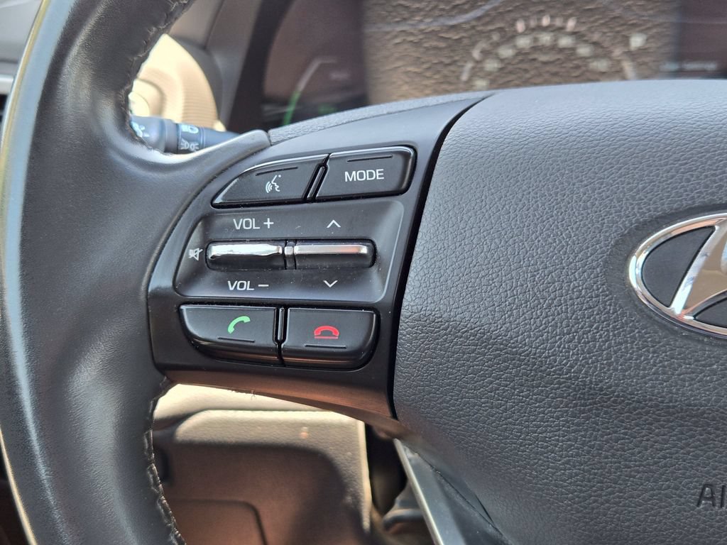 Used 2017 Hyundai Ioniq Limited FWD image 19