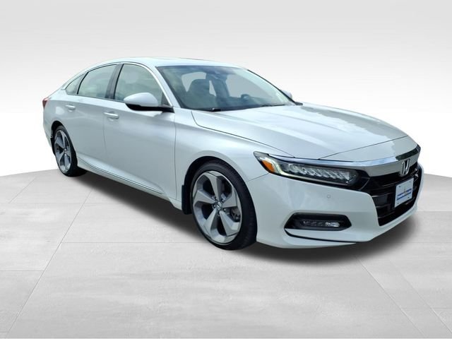 Used 2018 Honda Accord Touring image 15