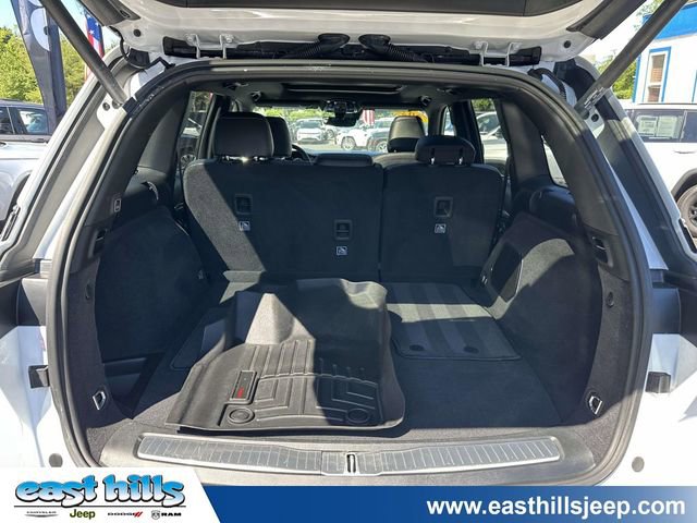 Used 2023 Jeep Grand Cherokee Overland AWD/4WD image 21