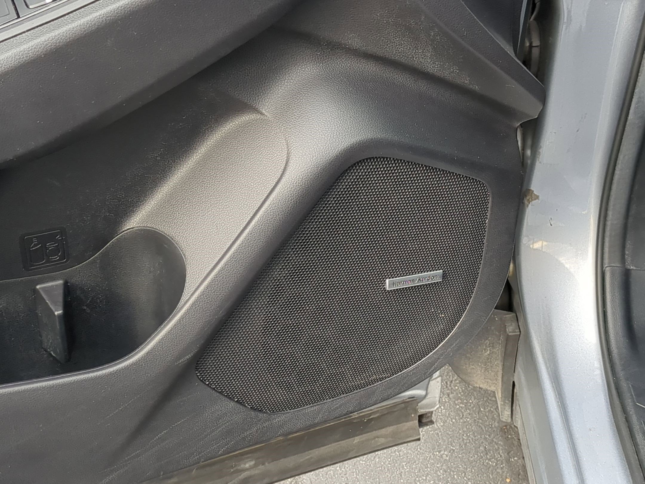 Used 2023 Subaru Ascent Limited w/ Technology Package image 15