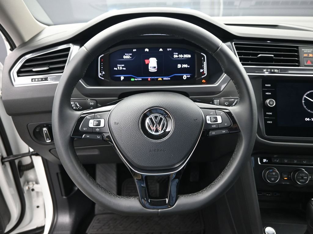 Used 2020 Volkswagen Tiguan SEL image 21