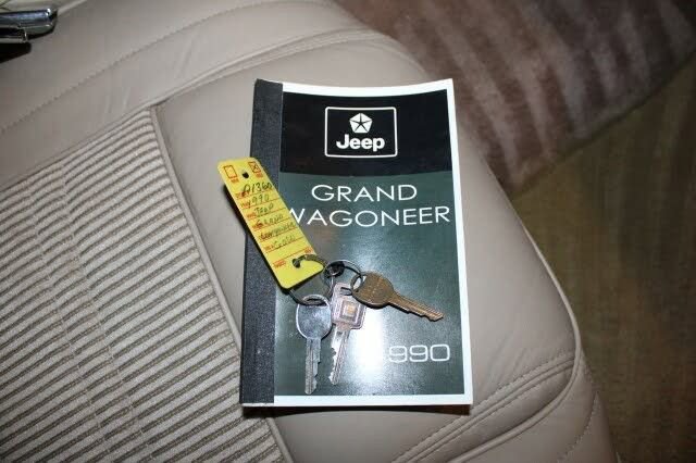 Used 1990 Jeep Grand Wagoneer image 79