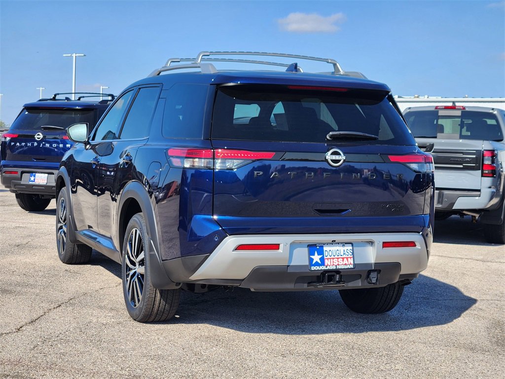 New 2025 Nissan Pathfinder Platinum image 4