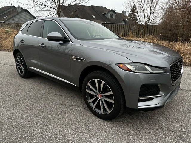 Used 2023 Jaguar F-PACE image 4
