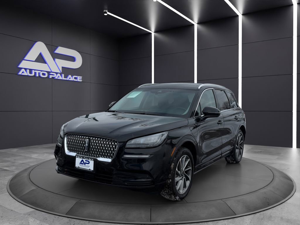 Used 2022 Lincoln Corsair Grand Touring image 1