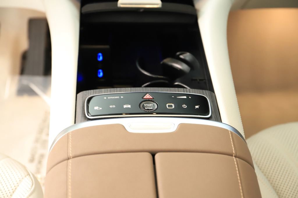 Used 2025 Mercedes-Benz EQS 450+ Sedan image 21