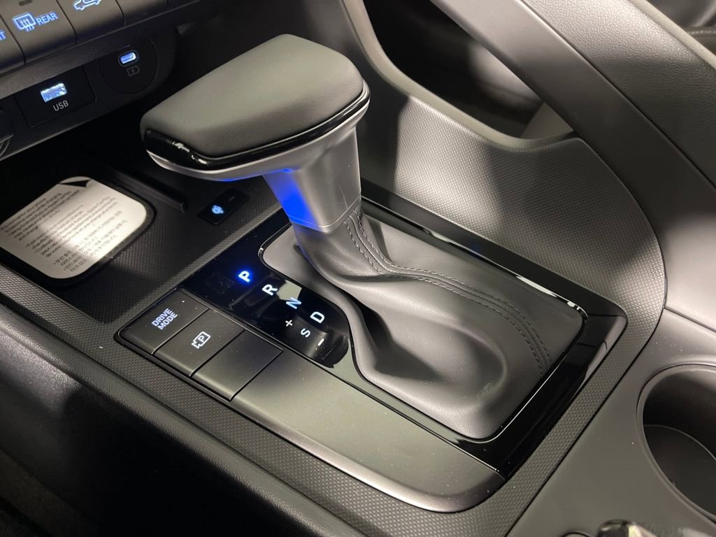 New 2026 Hyundai Elantra Sport FWD image 24