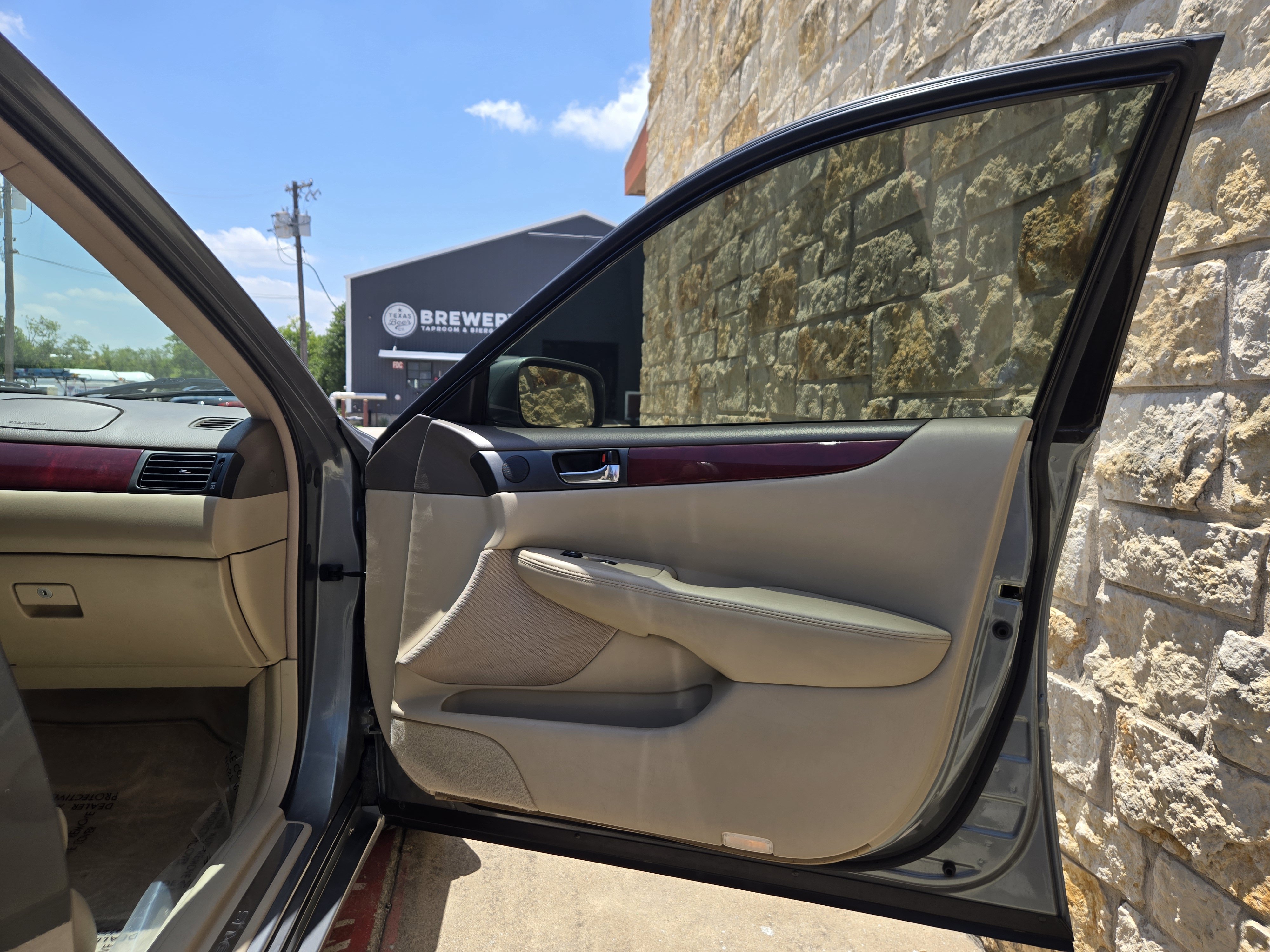 Used 2003 Lexus ES 330 FWD image 8