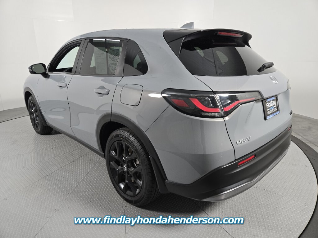 Used 2025 Honda HR-V Sport image 4