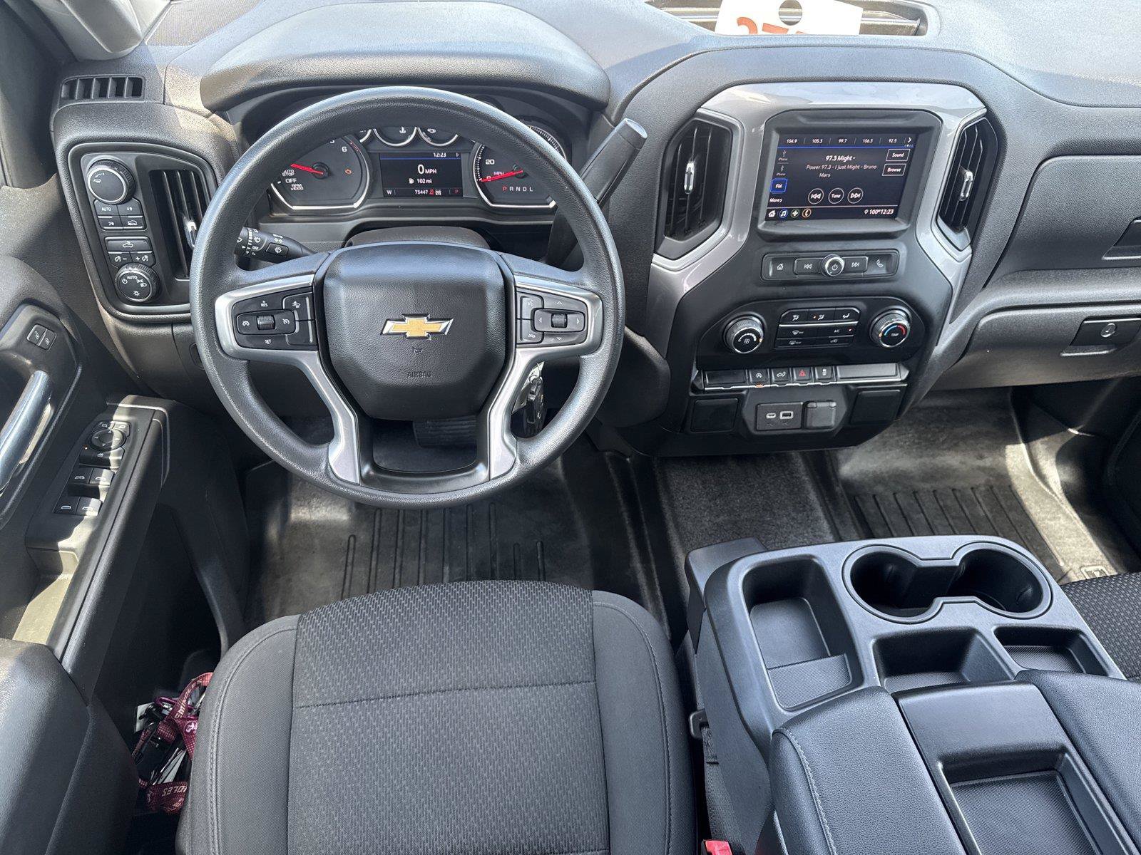 Used 2022 Chevrolet Silverado 1500 Custom w/ Safety Confidence Package AWD/4WD image 14