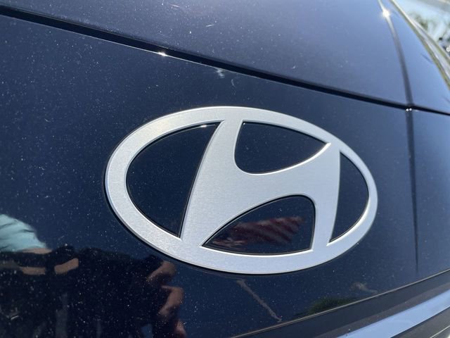 Used 2025 Hyundai Elantra Sport FWD image 29