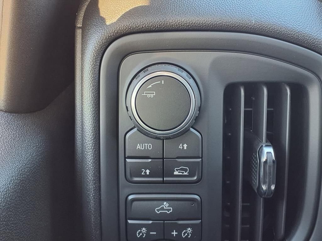 New 2026 Chevrolet Silverado 1500 Custom image 9