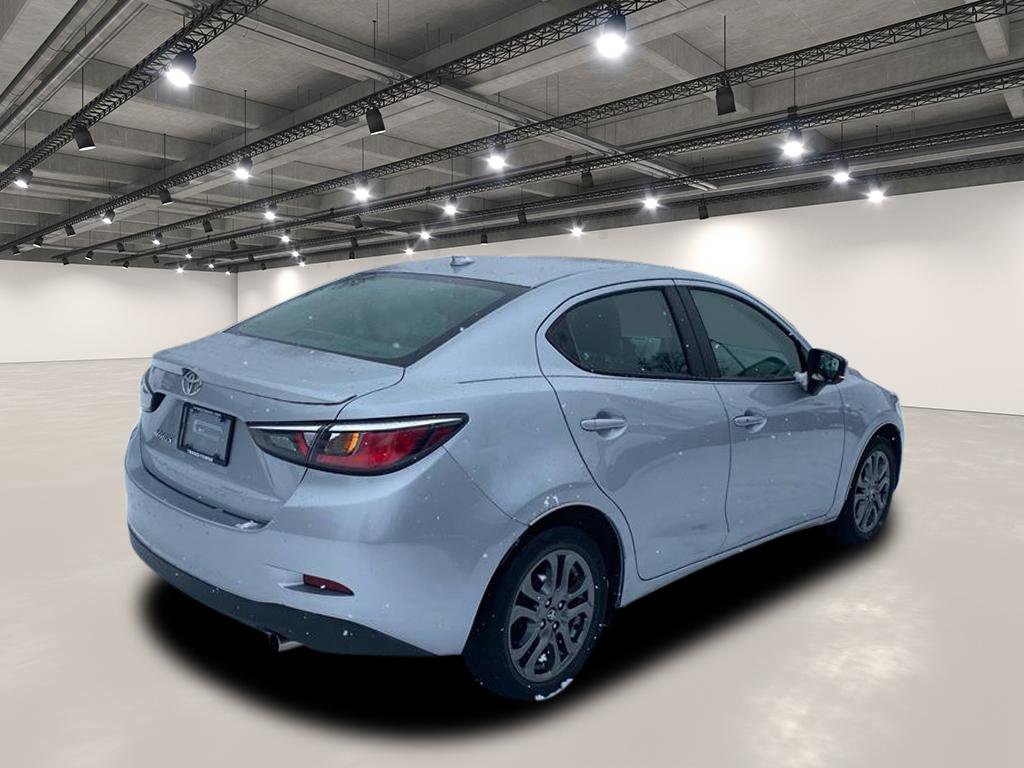 Used 2020 Toyota Yaris LE image 4