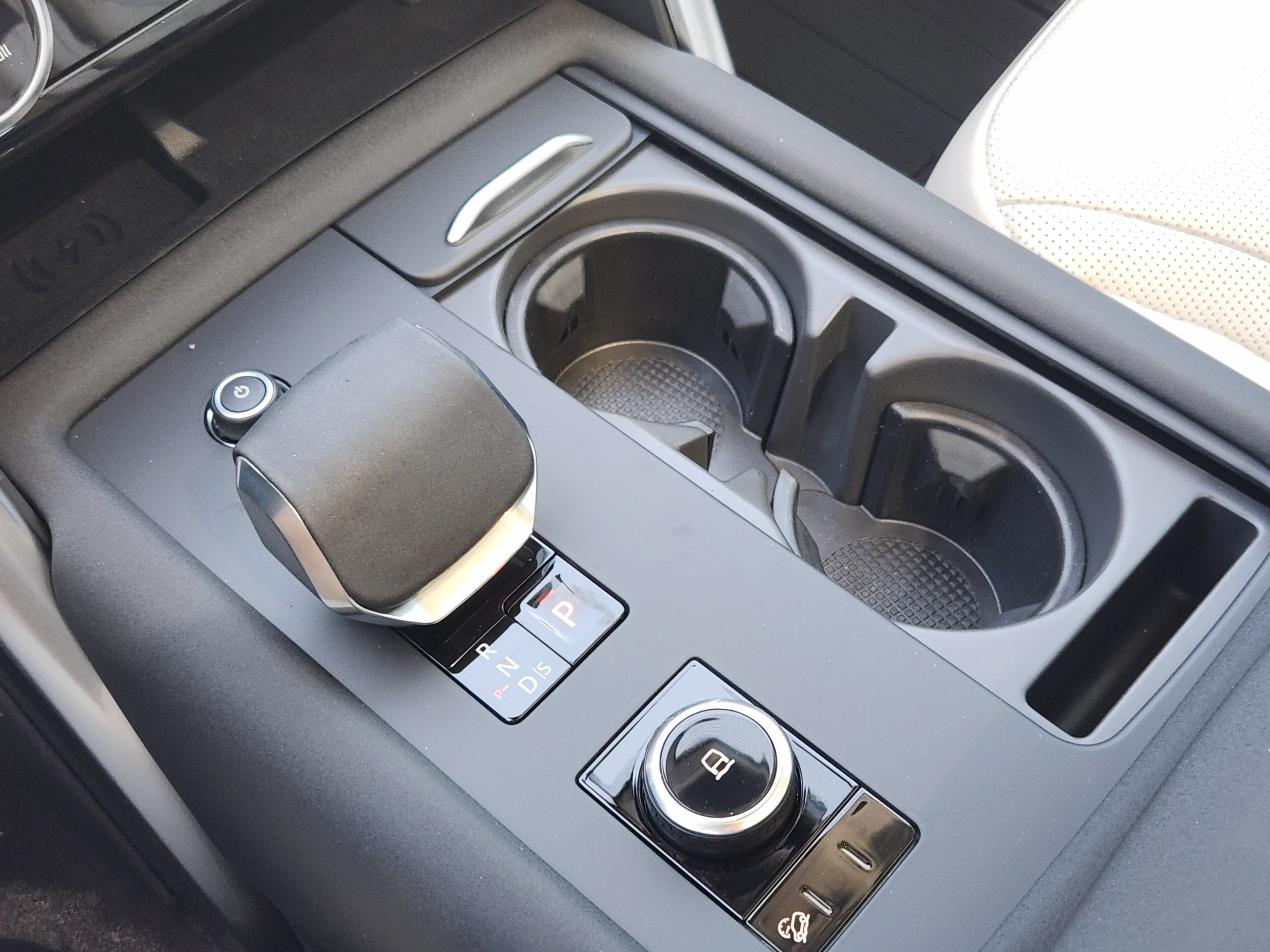 New 2026 Land Rover Discovery Dynamic SE AWD/4WD image 15