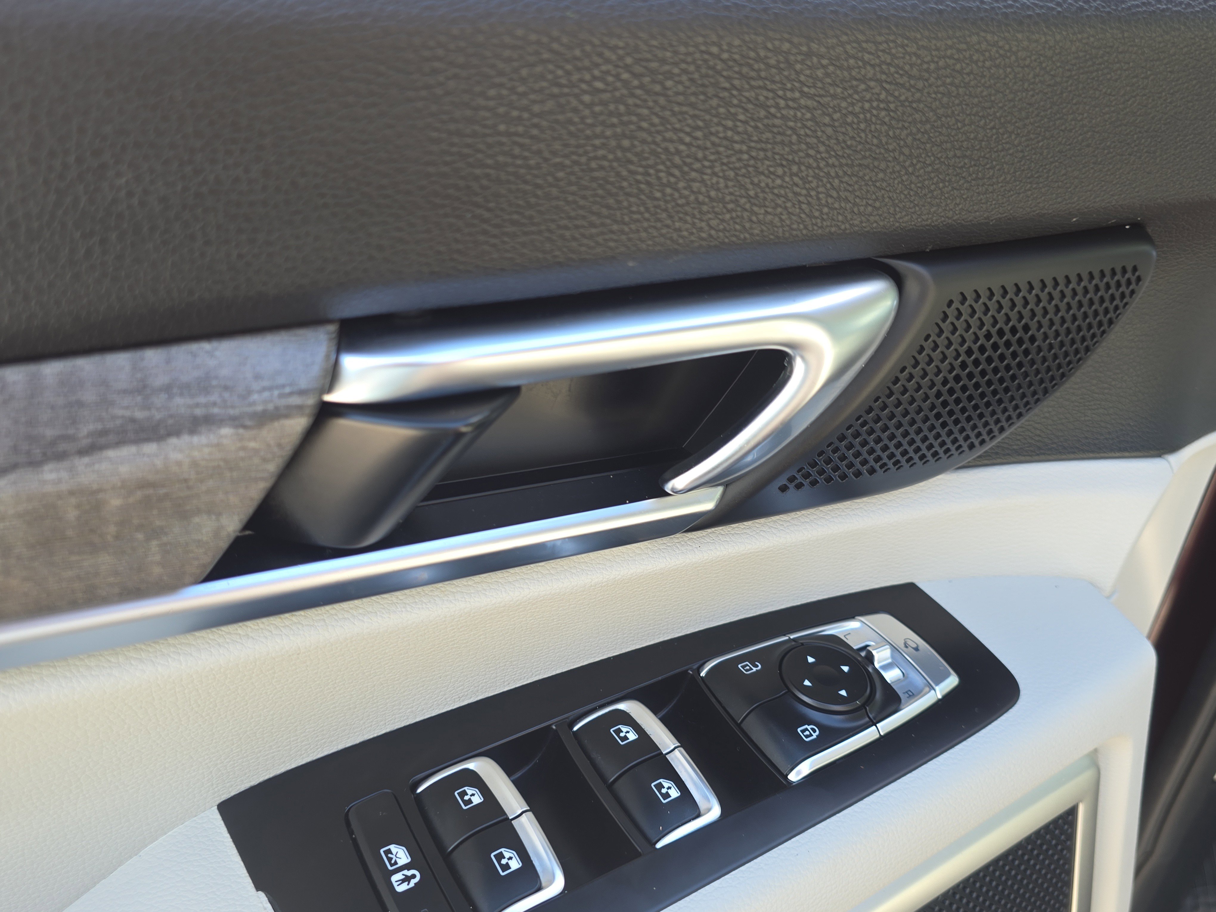 Used 2020 Kia Telluride EX FWD image 20